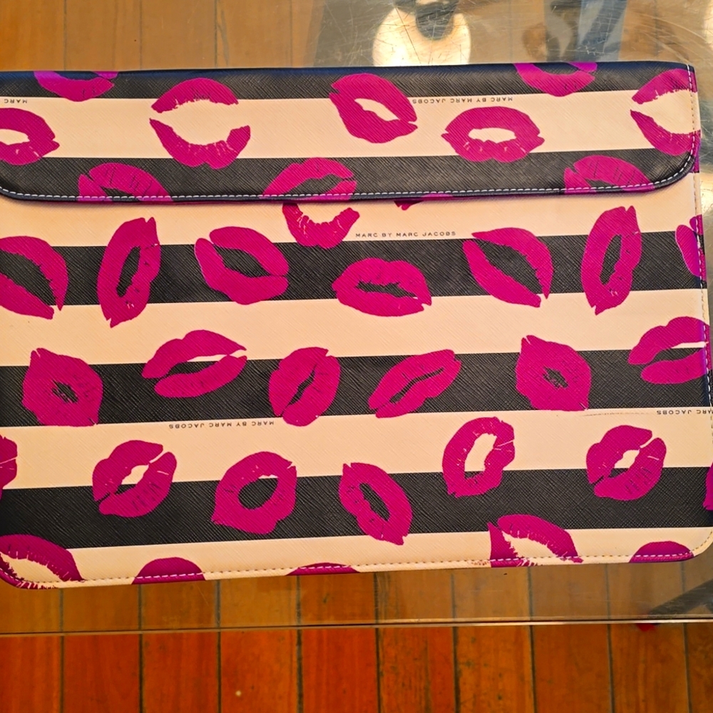 Marc Jacobs laptop case